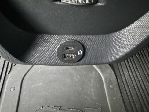 Used 2021 Ford Mustang Mach-E Premium image 18