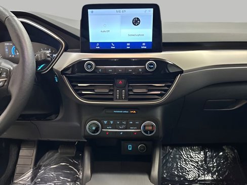 Used 2020 Ford Escape SEL image 18