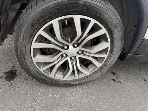 Used 2017 Mitsubishi Outlander SE image 6