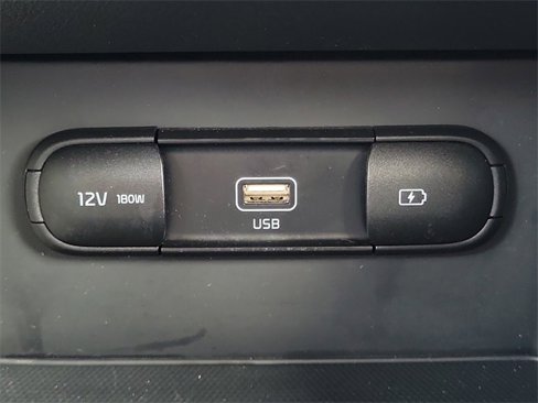 Certified 2022 Kia Niro LXS image 23