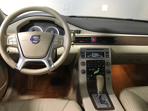 Used 2010 Volvo XC70 3.2 image 21