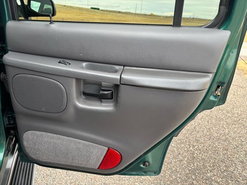 Used 1999 Mercury Mountaineer 4WD image 18