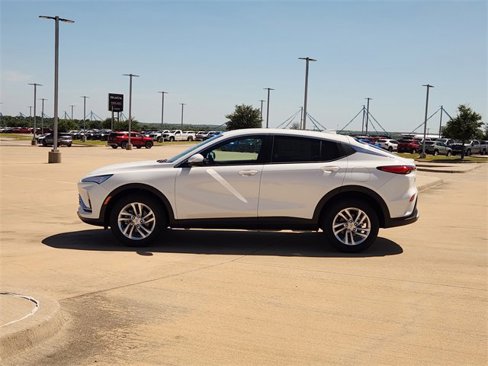 New 2025 Buick Envista Preferred w/ Advanced Safety Package image 4