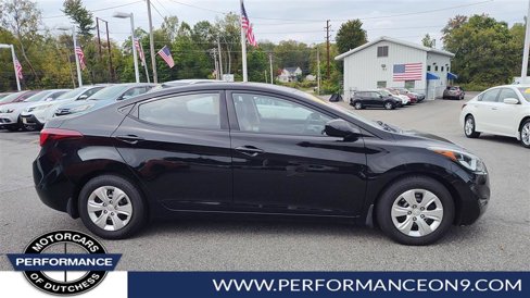 Used 2016 Hyundai Elantra SE image 2