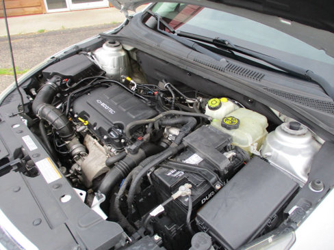 Used 2014 Chevrolet Cruze LT image 36