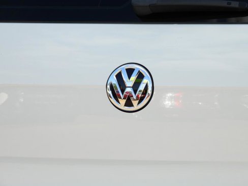 Used 2016 Volkswagen GTI SE w/ Lighting Package (SEL) image 9