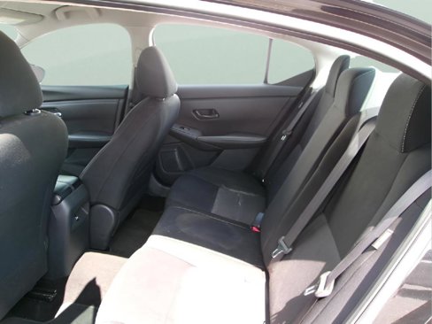 Used 2024 Nissan Sentra SV image 9