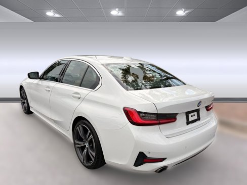 Used 2021 BMW 330i Sedan w/ Convenience Package image 3
