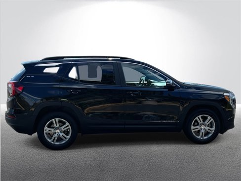 Certified 2022 GMC Terrain SLE w/ Driver Convenience Package image 6