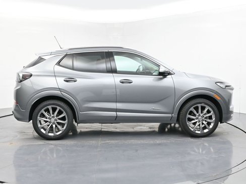 Used 2024 Buick Encore GX Avenir w/ Avenir Technology Package image 6
