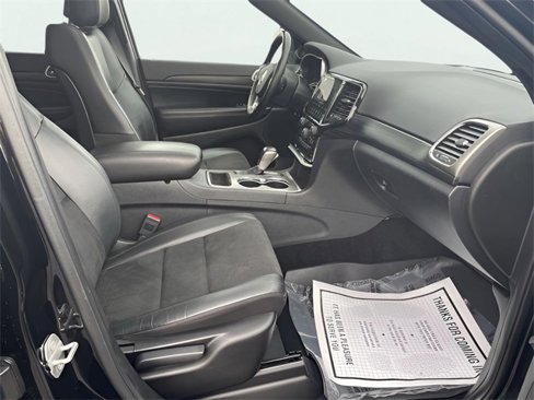 Used 2021 Jeep Grand Cherokee Laredo X image 17