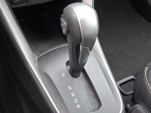 Used 2019 Chevrolet Trax LT w/ LT Convenience Package image 15