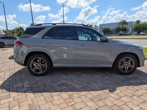 Used 2024 Mercedes-Benz GLE 450e 4MATIC image 6