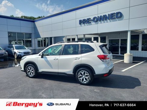 Certified 2022 Subaru Forester Premium image 3
