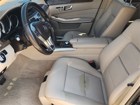 Used 2014 Mercedes-Benz E 350 4MATIC Sedan image 11