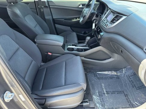 Used 2017 Hyundai Tucson SE image 18
