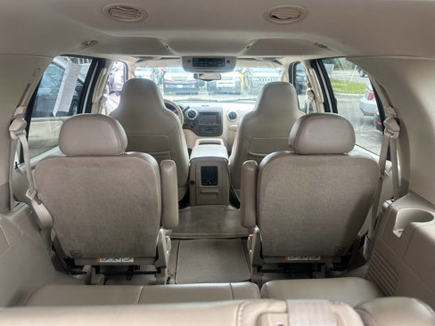 Used 2005 Ford Expedition Eddie Bauer image 19