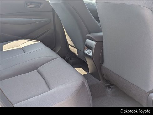 Certified 2025 Toyota Corolla LE image 27