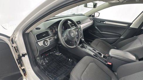 Used 2013 Volkswagen Passat 2.5 S image 34