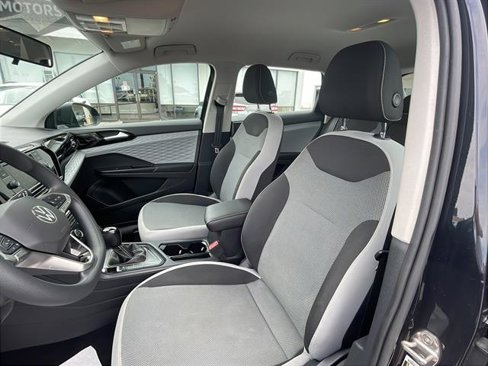 Certified 2022 Volkswagen Taos S image 14