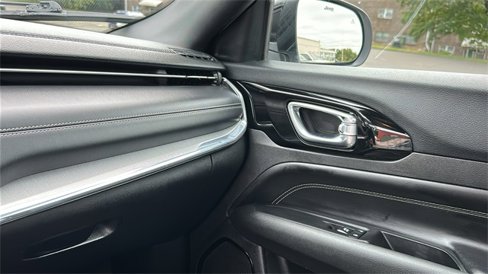 Used 2022 Jeep Compass High Altitude image 21