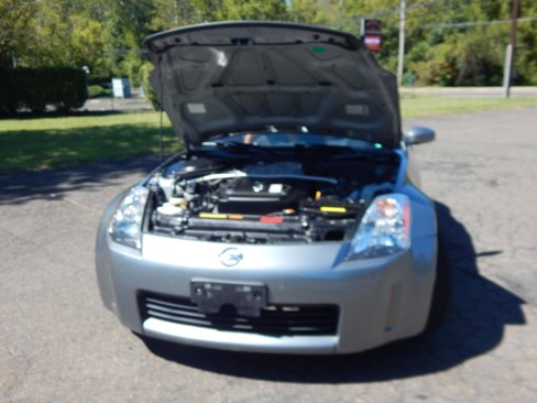 Used 2004 Nissan 350Z Touring image 17