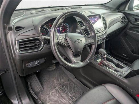 Used 2022 Chevrolet Equinox RS w/ RS Leather Package image 9