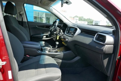 Used 2020 Kia Sorento LX w/ LX I4 Convenience Package image 14
