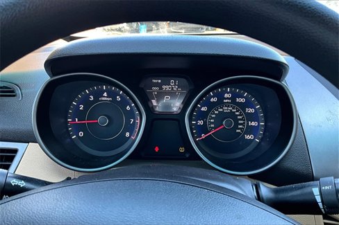 Used 2013 Hyundai Elantra GLS w/ Preferred Pkg image 19