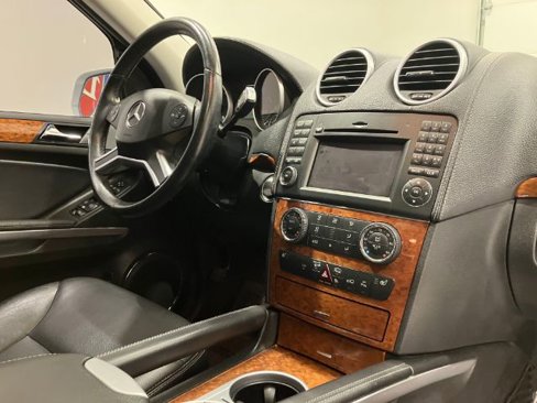 Used 2009 Mercedes-Benz GL 450 4MATIC image 70