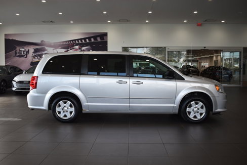 Used 2012 Dodge Grand Caravan SE image 12