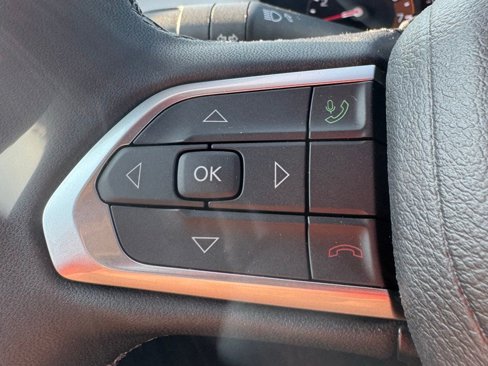 New 2025 Jeep Compass Limited image 14