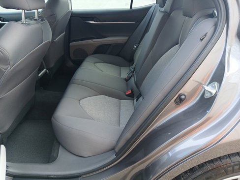 Used 2022 Toyota Camry LE image 24