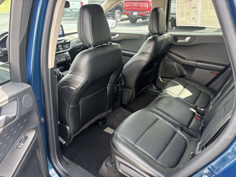 Certified 2020 Ford Escape Titanium image 30