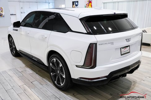 Used 2025 Cadillac Escalade IQ Sport 1 image 16