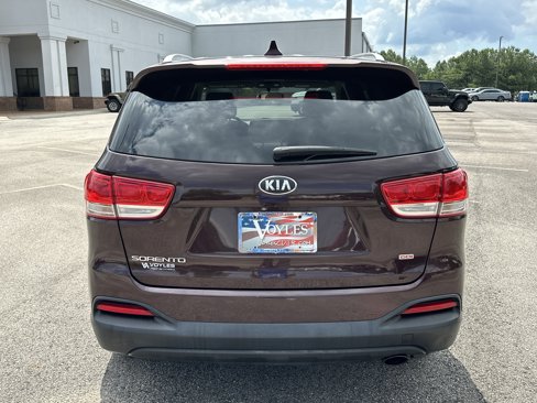 Used 2016 Kia Sorento LX image 6