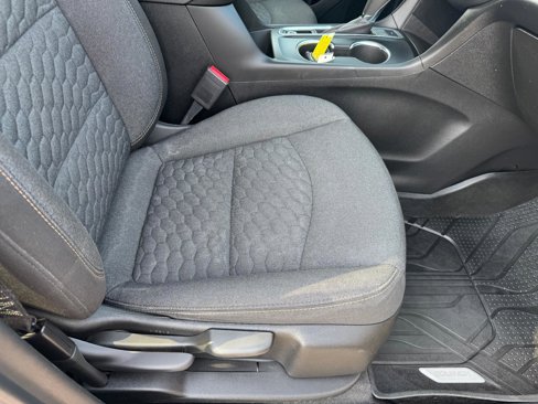 Used 2020 Chevrolet Equinox LT image 19