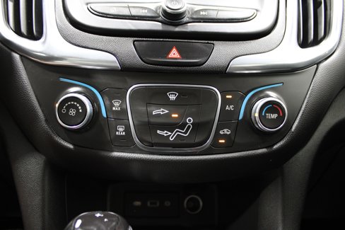 Used 2021 Chevrolet Equinox LT image 21