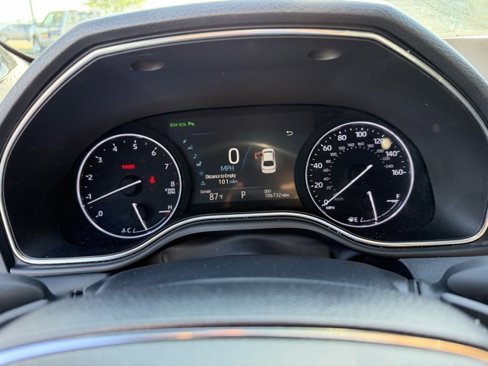 Used 2019 Toyota Avalon Touring w/ Advanced Safety Package image 16
