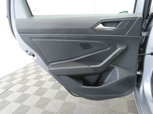 Certified 2024 Volkswagen Jetta SE image 27
