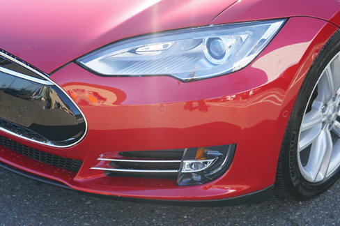 Used 2015 Tesla Model S AWD image 10