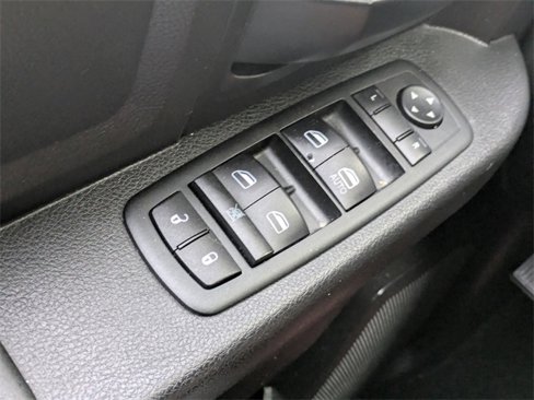 Used 2014 RAM 1500 Express image 23