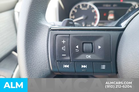 Used 2023 Nissan Rogue SV image 28