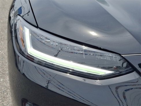 Certified 2025 Honda HR-V LX image 9