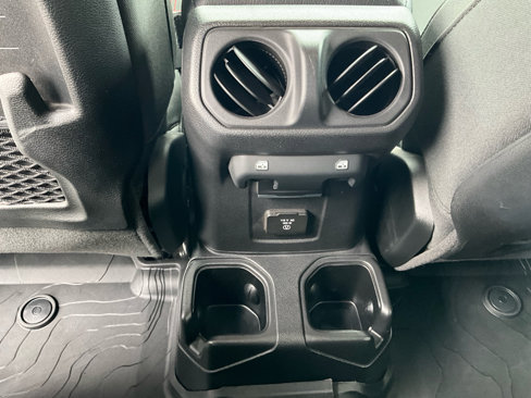 Used 2021 Jeep Wrangler Unlimited Rubicon image 10