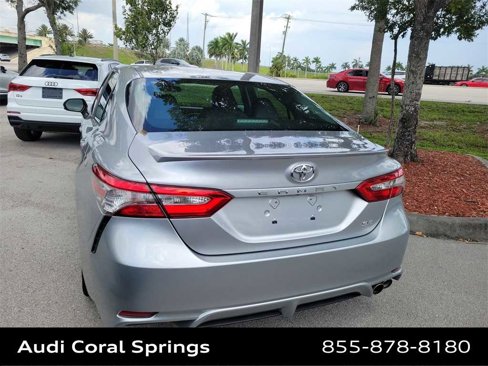 Used 2018 Toyota Camry SE image 4