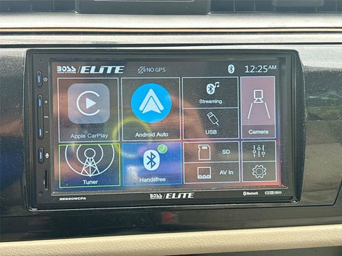 Used 2016 Toyota Corolla LE image 15