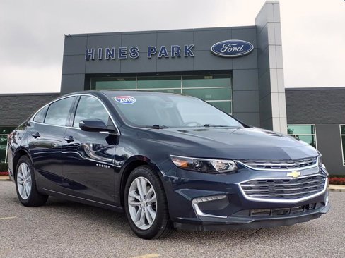 Used 2018 Chevrolet Malibu LT image 1