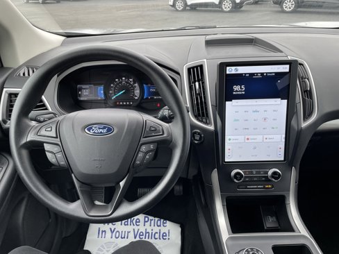 New 2024 Ford Edge SE w/ Black Appearance Package image 14