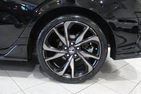 Certified 2018 Honda Civic Sport Touring image 10